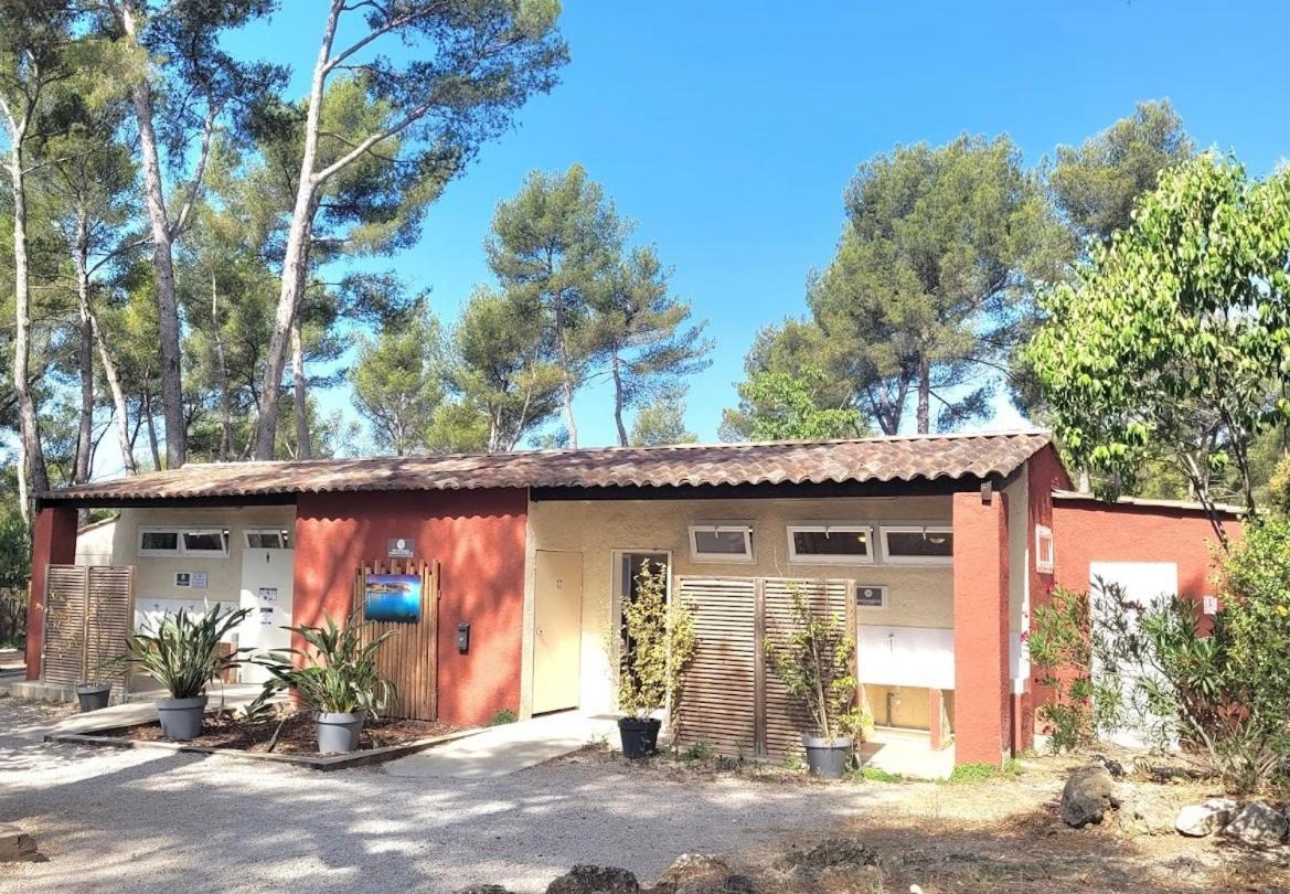 Camping Du Garlaban Aubagne Dış mekan fotoğraf