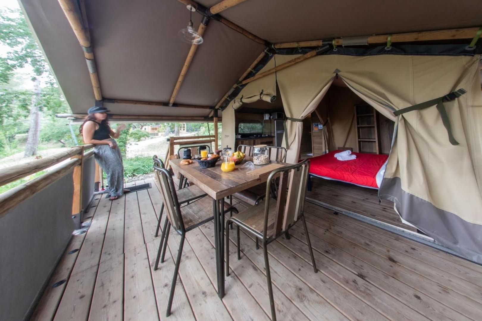 Camping Du Garlaban Aubagne Oda fotoğraf